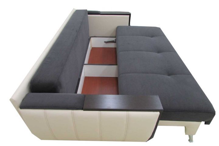 Классический диван с пантографом